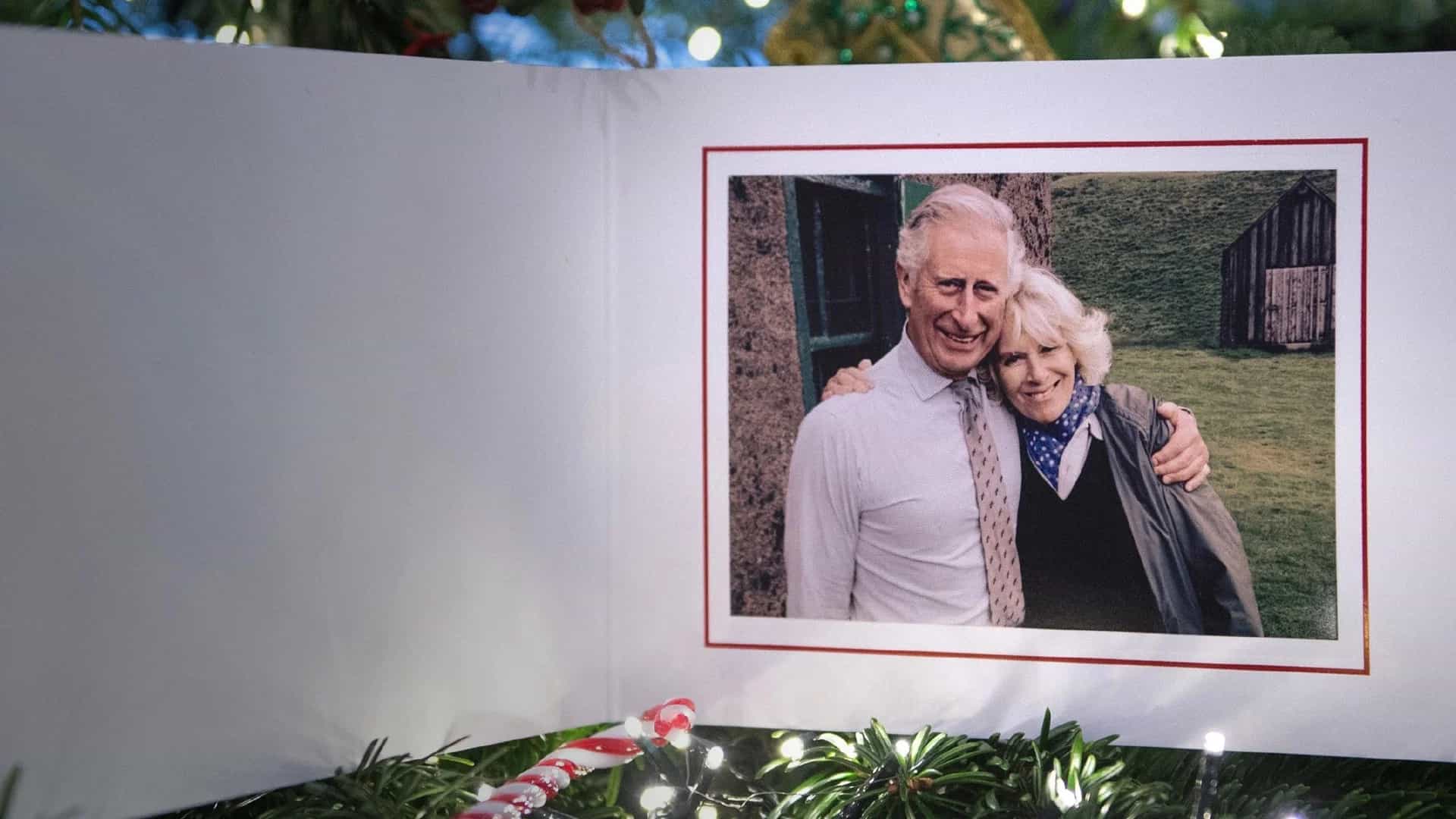 A Royal Gift: Christmas with the Royals