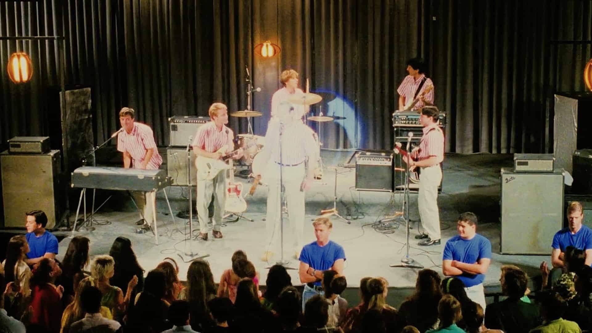 Summer Dreams: The Story of The Beach Boys